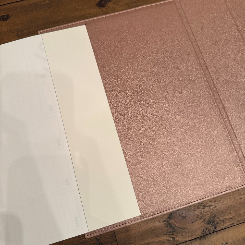 Erin Condren Weekly Padfolio - Picture 4 of 5
